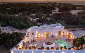 Villa Alyko